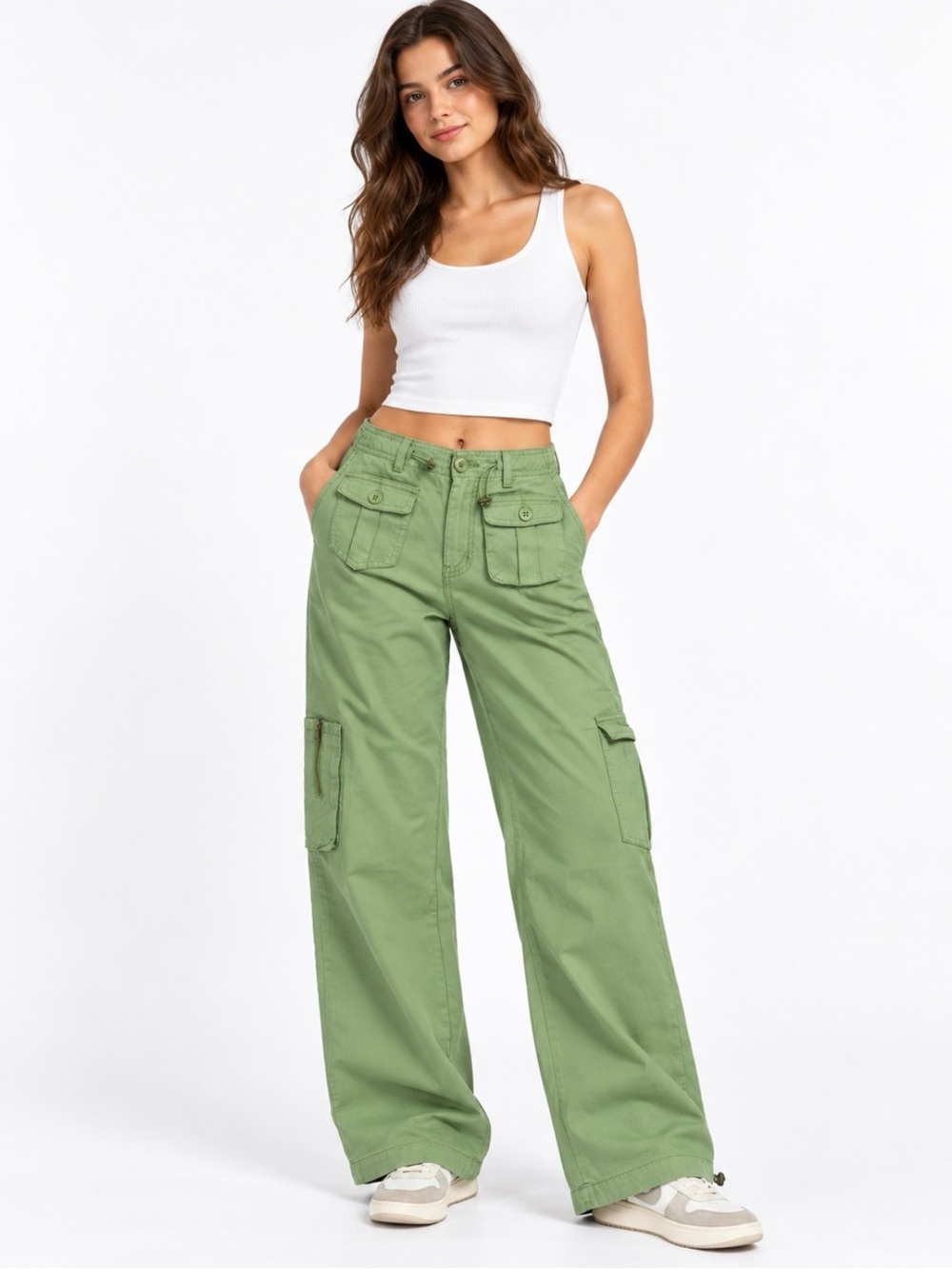 Forever21, Women’s vibrant Green Cargo Pants wide leg, Size M